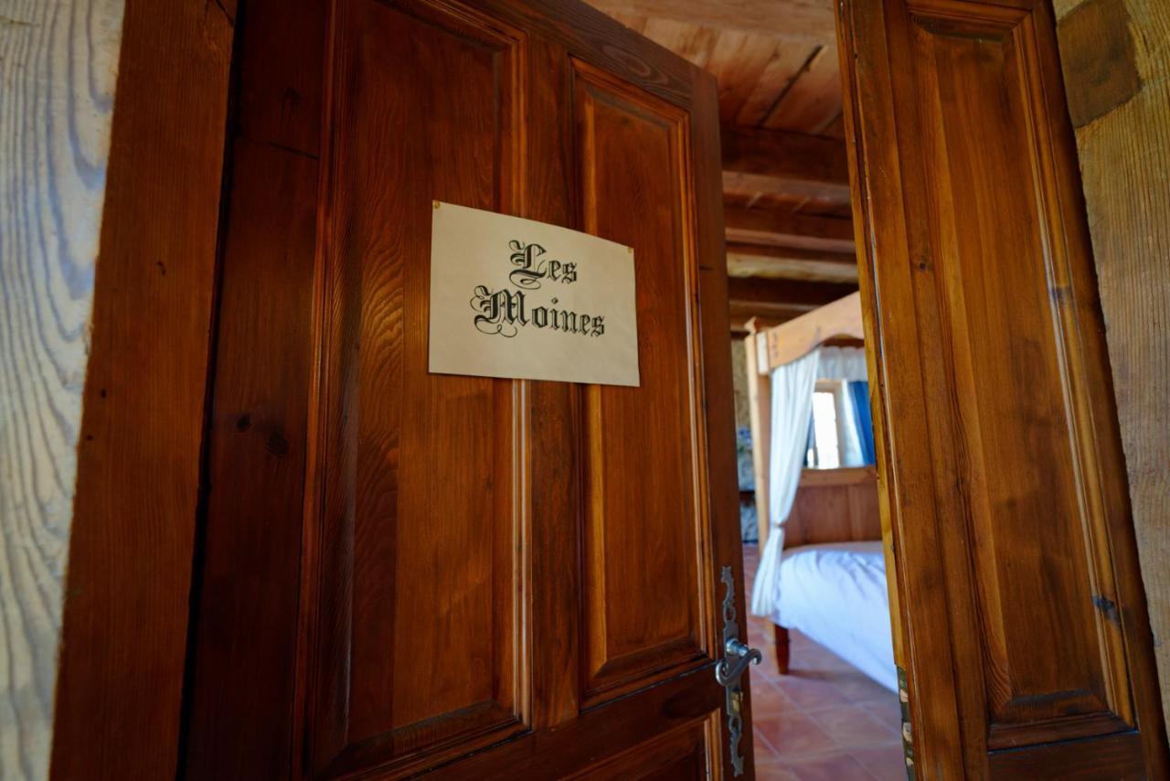 Le Petit Chateau Du Villard Bed & Breakfast *